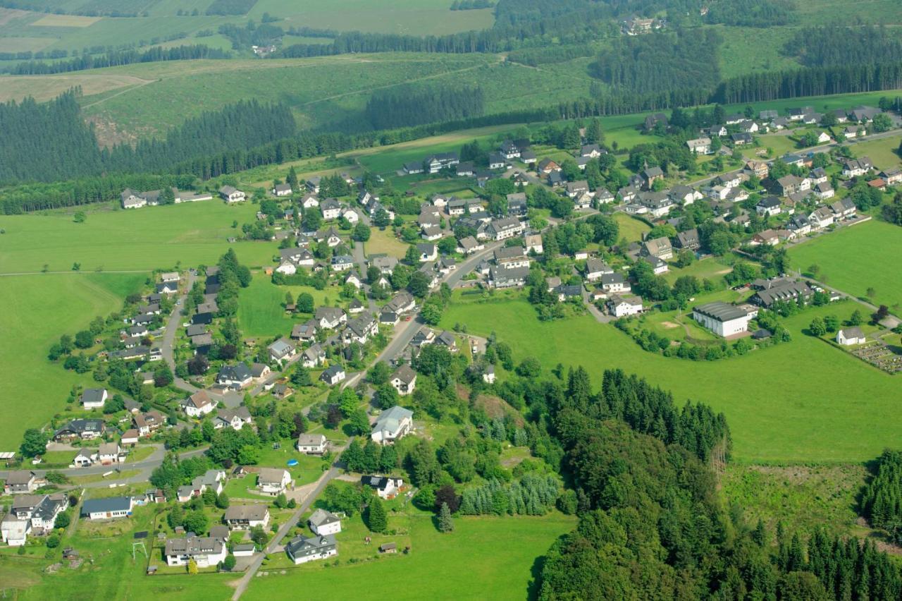 Ferienhaus Astenblick - Ideal Fuer Weihnachtsfeiern Und Familienfeiern Bietet Schlafplaetze Fuer Bis Zu 35 Personen Villa Winterberg Kültér fotó